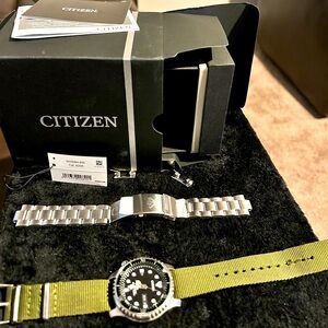 COPY - CITIZEN Analog NY0084-89E, Silver, Bracelet